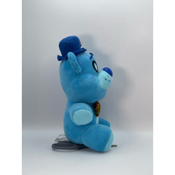 Funko Pop Five Night at Freddy's Special Delivery Frostbear 8" Plush USED - Picture 4 of 6